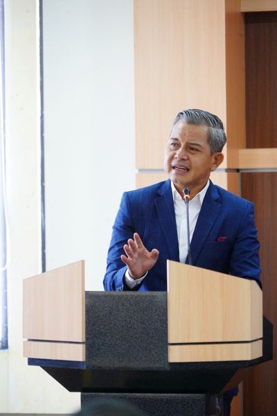 IST
Andi Januar Jaury Dharwis
