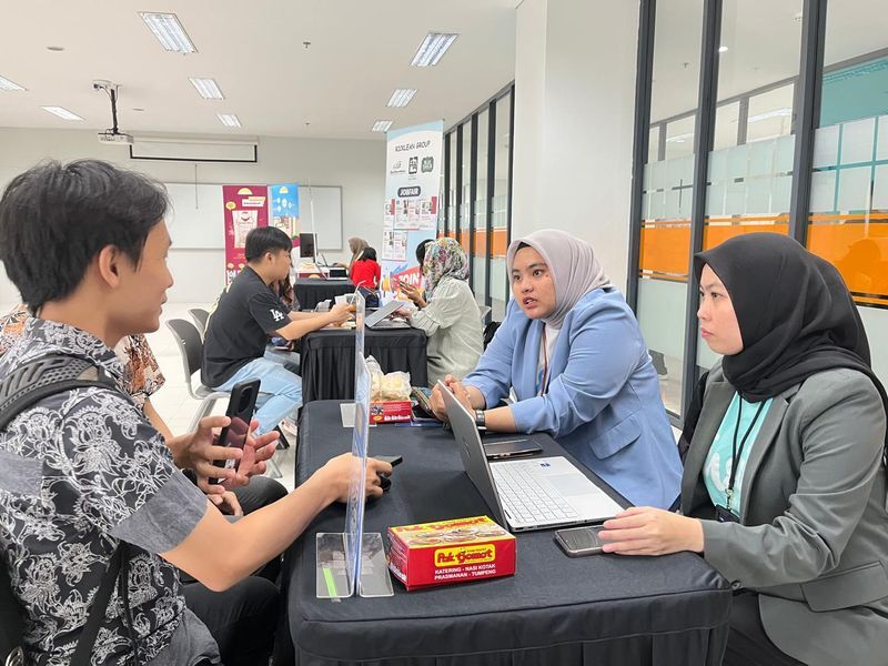 ist
EVENT--Universitas Ciputra menggelar dua event menarik, yakni Intrapreneur Competition dan Career Expo.Dua kegiatan tersebut digelar di Kampus UC Makassar, kawasan Centre Point of Indonesia, akhir pekan kemarin.
