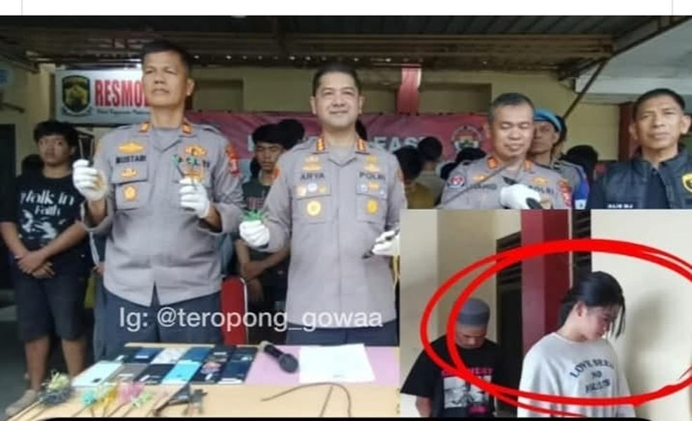 IST
GENG MOTOR -- Wanita cantik yang terlibat aksi geng motor bersama sejumlah geng motor lain diamankan di Polsek Rappocini. 
