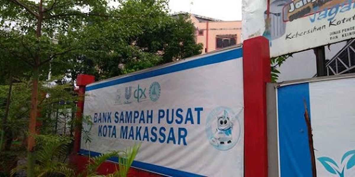 int
BANK SAMPAH--YPN dan Pemkot Makassar kembali akan mengaktifkan bank sampah untuk menangani persoalan sampah.Tampak Bank Sampah Kota Makassar di Jalan Toddopuli Raya.
