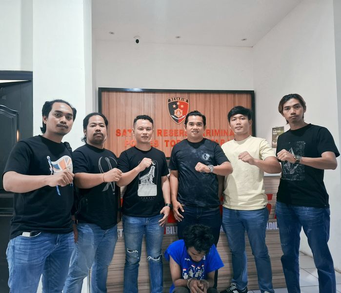 DIAMANKAN -- Resmob Polres Toraja Utara mengamankan pelaku pencurian sepeda motor inisial RM (23) warga Dende, Denpina, Toraja Utara baru-baru ini.

