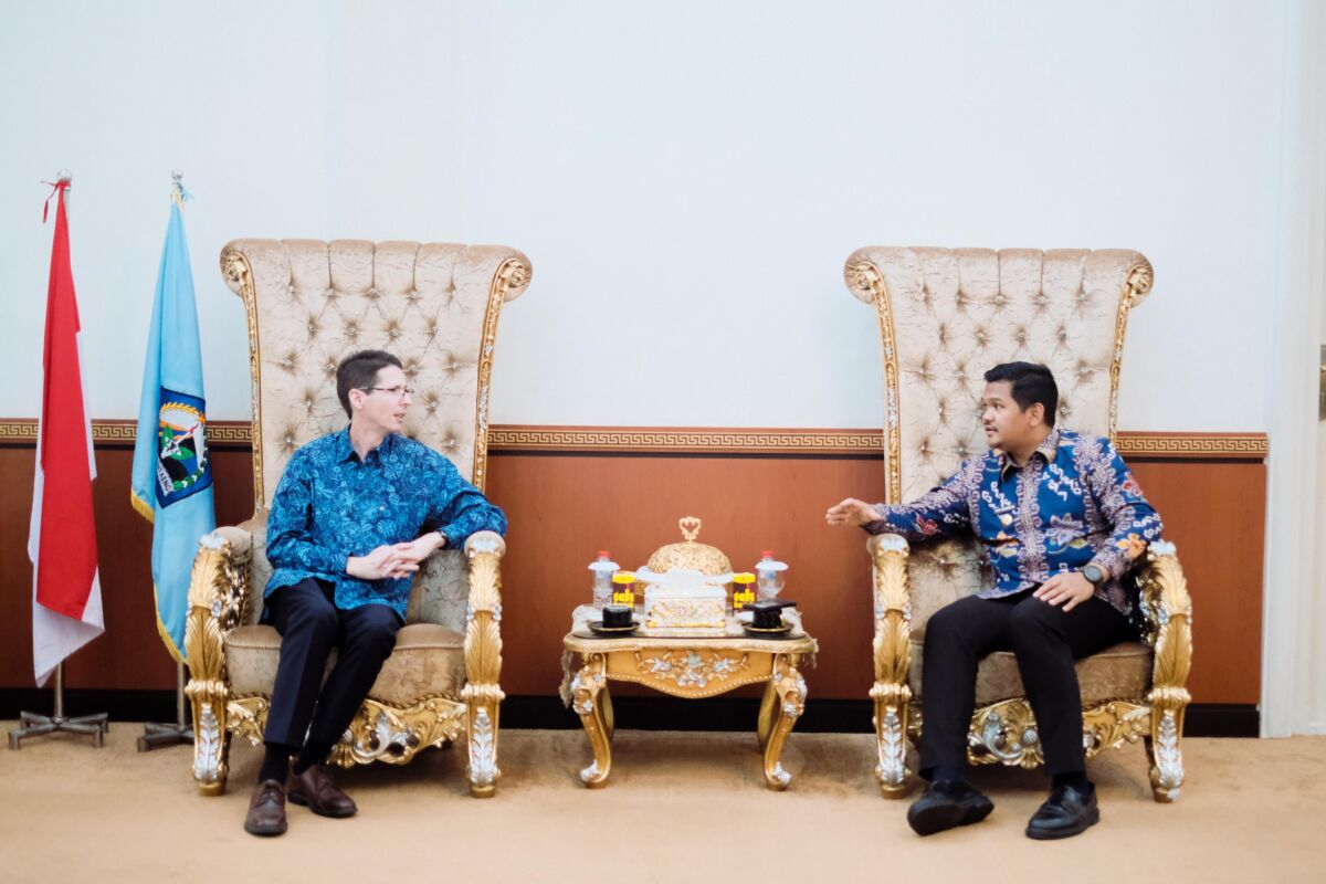 Bupati Bantaeng, M. Fathul Fauzy Nurdin menerima Konsul Jenderal (Konjen) Australia di Makassar Todd Dias, di Rumah Jabatan Bupati Bantaeng, Jumat (4/7/2025).