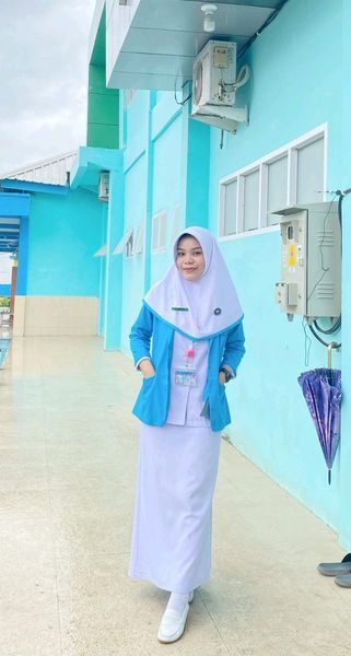 Mutmainna  D3 Kebidanan  Universitas Andi Sudirman