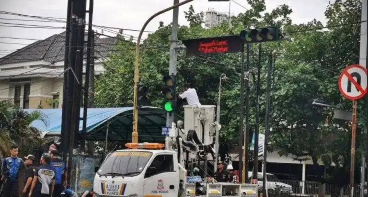 int
CCTV--DPRD Kota Makassar mengingatkan ke pemkot soal rencana pengadaan CCTV dan internet di APBD Perubahan 2025.Tampak CCTV di dalam kota Makassar.
