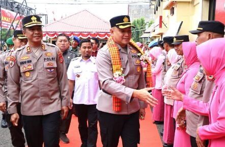 Kapolres Parepare Serahkan Motor Kepemiliknya