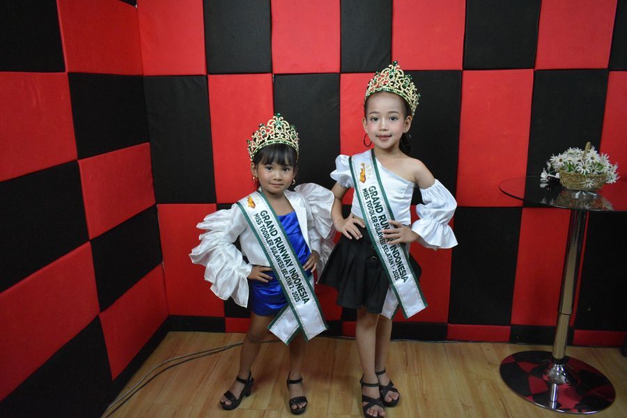 Zalina Adzqiah Putri dan Aulia Amira Zahran, Miss Todler Sulsel 2025