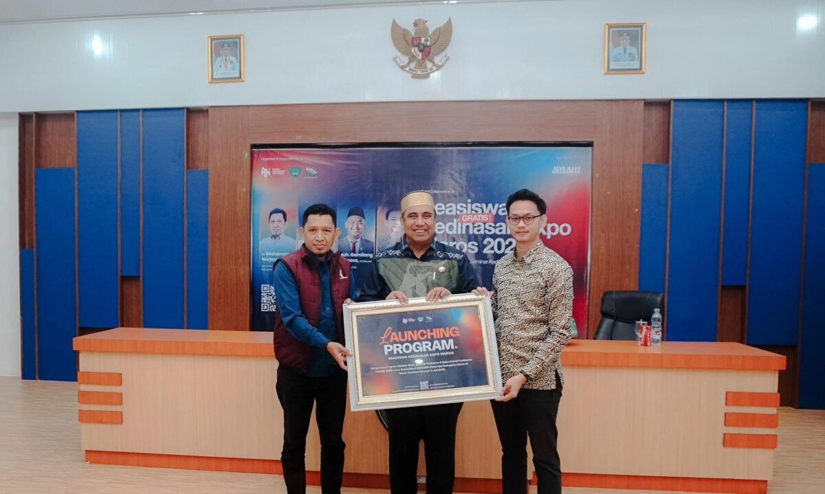 Ruang Kedinasan Indonesia Launching Program Beasiswa Expo 2025