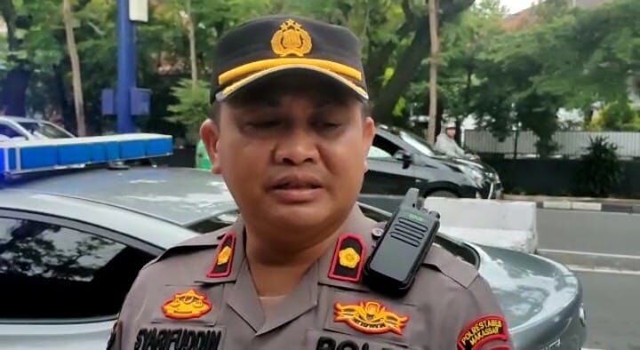 Ancam Warga Pakai Tombak, Didamaikan Kapolsek Tamalate
