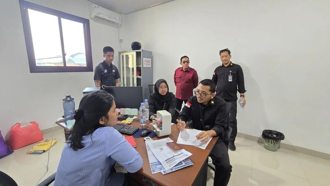 ist
OPERASI--Kantor Imigrasi Kelas I Khusus TPI Makassar terus melaksanakan Operasi Wirawaspada, operasi ini digelar di sejumlah wilayah di Sulsel diantaranya Kabupaten Gowa dan Maros.
