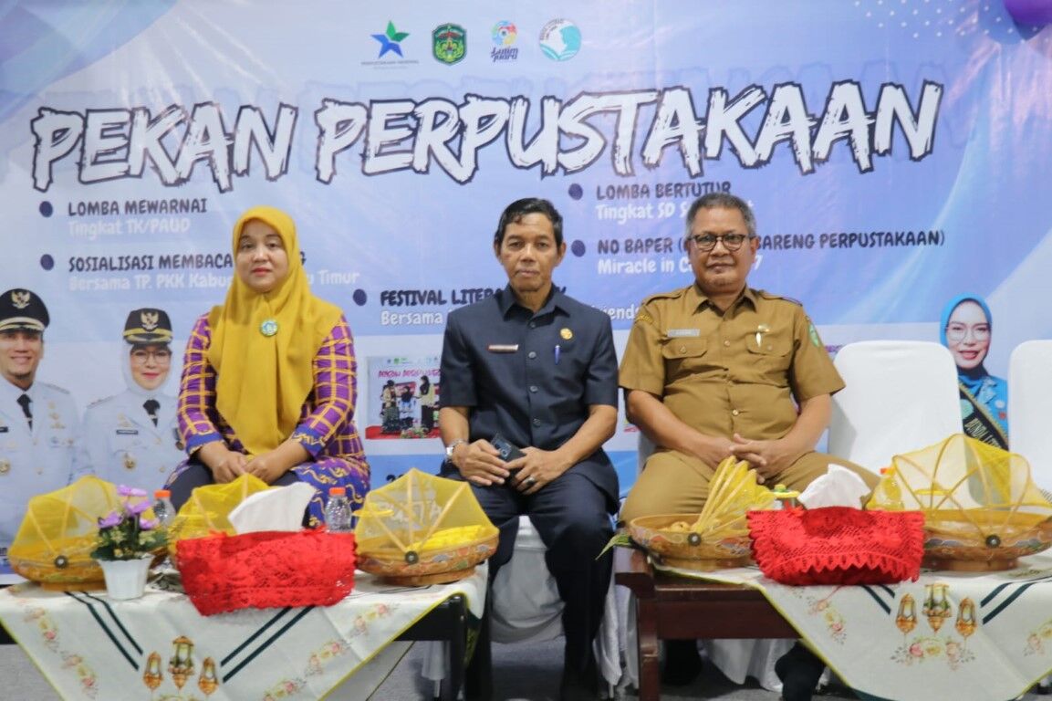 PEKAN PERPUSTAKAAN -- DPK Kabupaten Luwu Timur memberikan kesempatan bagi pelajar TK/Paud hingga SD untuk ikut terlibat dalam peringatan Hari Anak Nasional dengan beragam kegiatan selama sepekan bertempat di Dinas DPK Kabupaten Luwu Timur baru-baru ini. 
