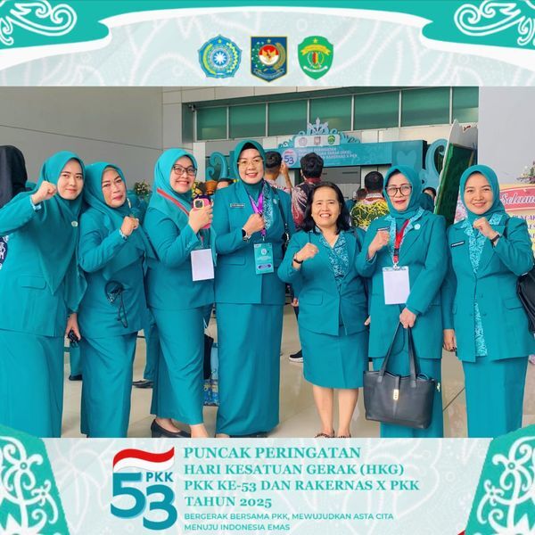 HARI KESATUAN -- Ketua TP PKK Kabupaten Pinrang, Hj A Sri Widiyati A Irwan menghadiri puncak peringatan HKG PKK ke-53 sekaligus Rakernas X PKK Tahun 2025 di Kota Balikpapan, Kalimantan Timur, Selasa (8/7).