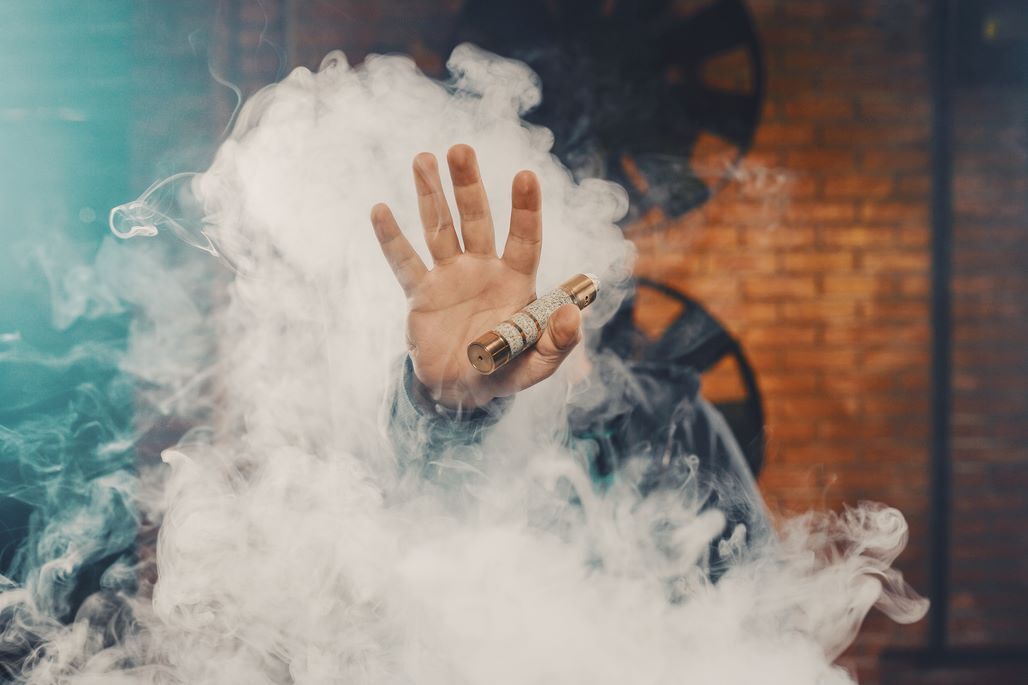 Fraksi PKB Kecam Vidio Tampilkan Anak Mengnunakan Vape