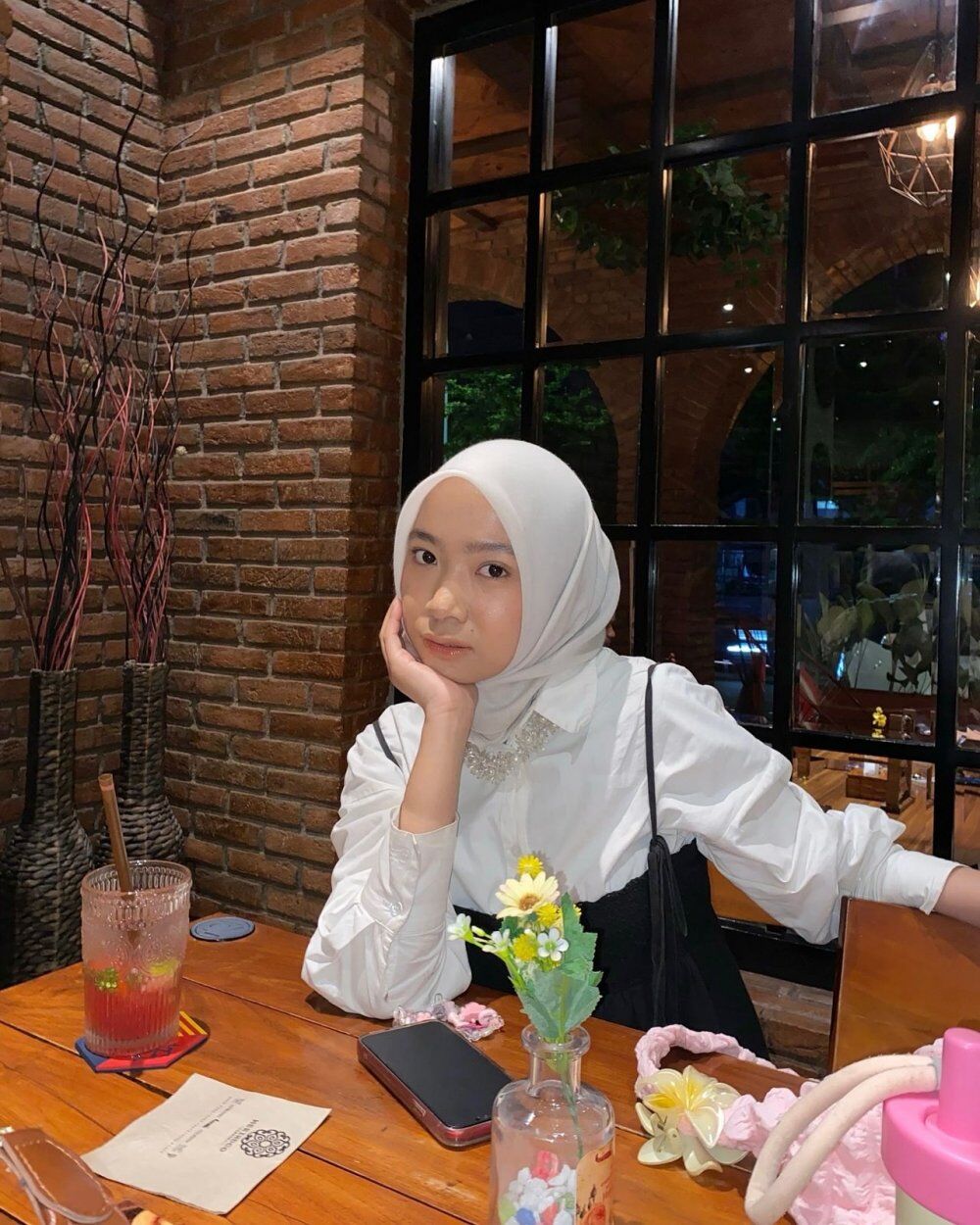 Mutiara  Jurusan Hubungan Internasional   Universitas Fajar