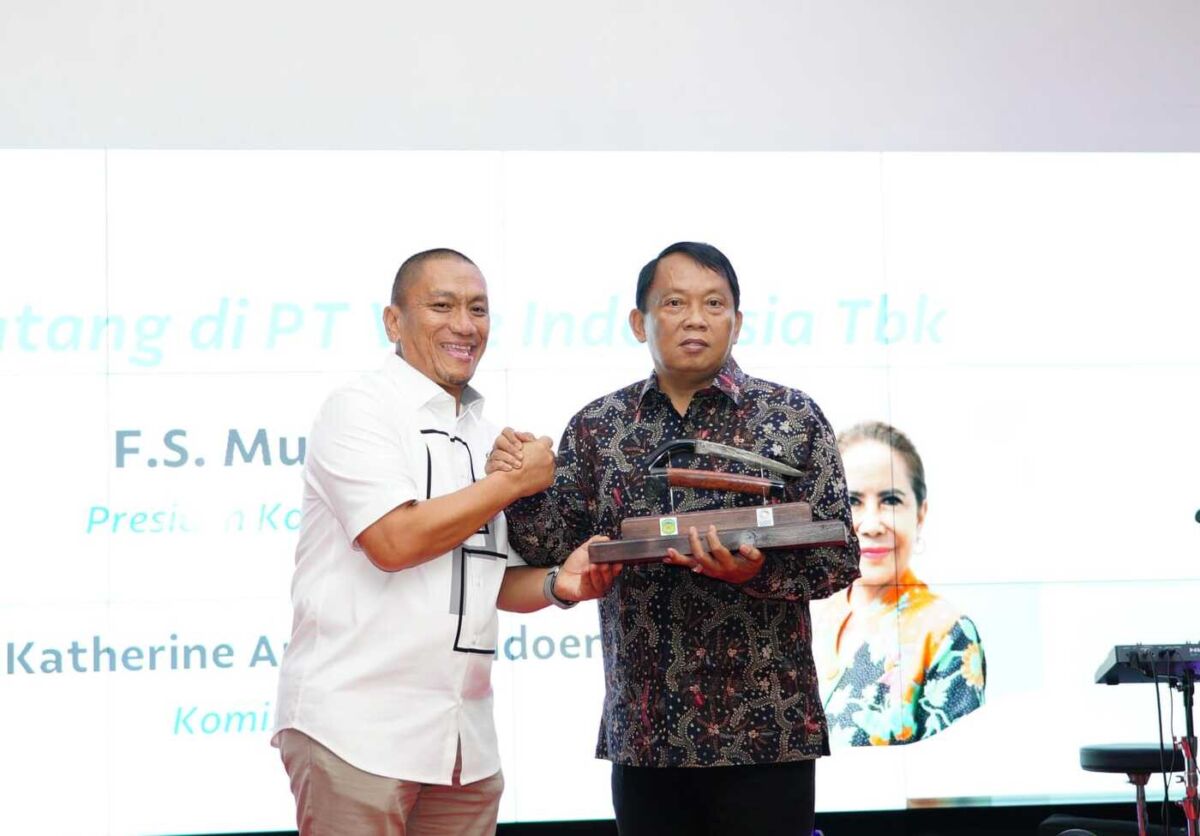 RAMAH TAMAH -- Bupati Luwu Timur, H. Irwan Bachri Syam menghadiri  ramah tamah Presiden Komisaris PTVI, F.S. Multhazar, dan Komisaris PTVI, Katherine Angela Oendoen, bersama jajaran petinggi PT. Vale Indonesia (PTVI) di TAB Sorowako, Kecamatan Nuha baru-baru ini.  
