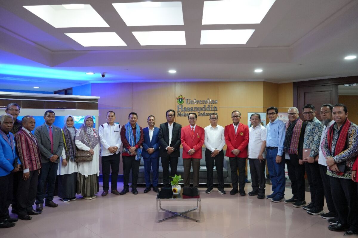 Rektor Universitas Hasanuddin Prof. Dr. Ir. Jamaluddin Jompa, M.Sc., menerima kunjungan Menteri Pendidikan Tinggi, Sains, dan Kebudayaan Timor Leste, José Honório da Costa Pereira Jerónimo, L.Ec., M.M.
