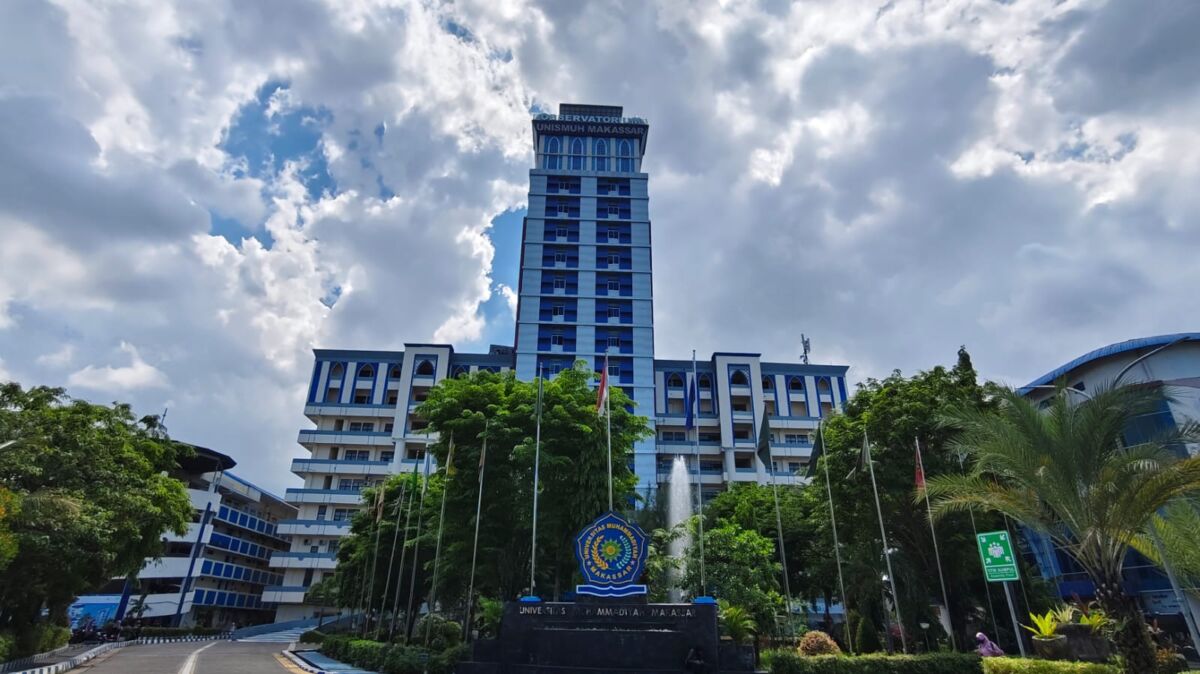 Usai Orientasi Akademik, Unismuh Makassar Kukuhkan Maba 13 September 2025