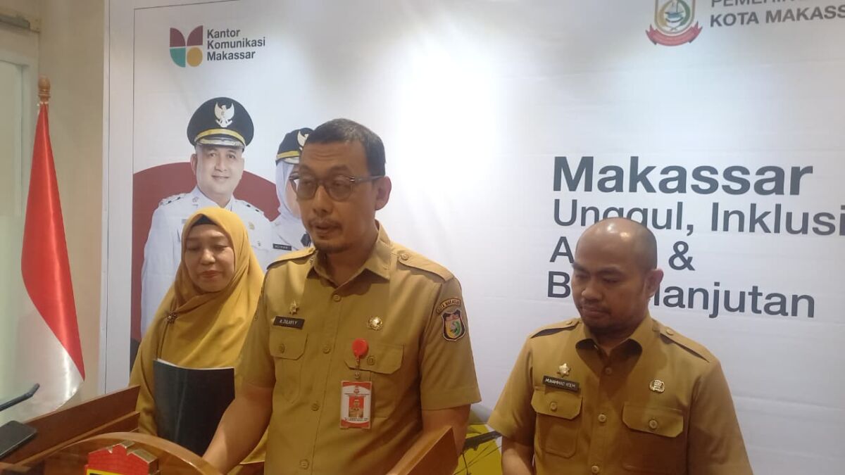 Sekkot Makassar yang juga timsel lelang jabatan eselon II Andi Zulkifly Nanda menyampaikan nama-nama yang lolos tiga besar seleksi terbuka JPT.