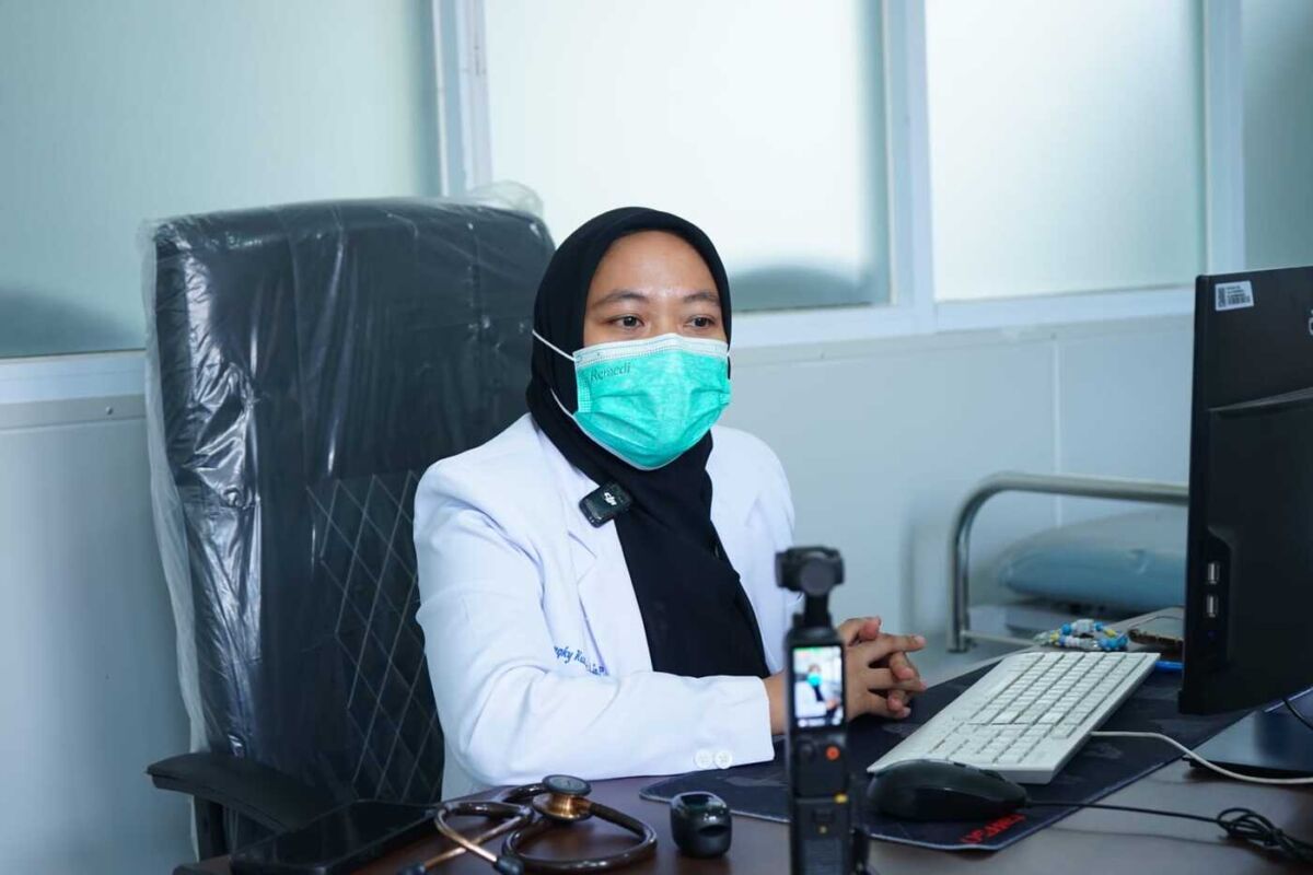 dr Yuni Susantri 