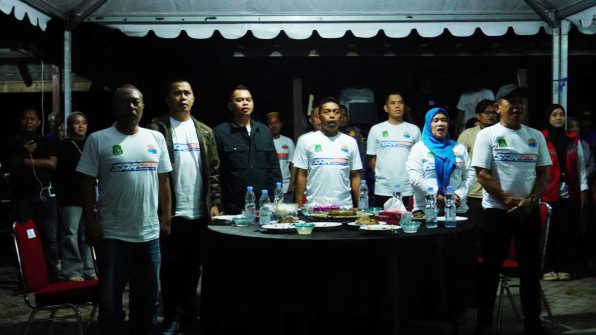 FESTIVAL -- Bupati Sidrap H Syaharuddin Alrif secara resmi membuka Festival Danau Sidenreng Part 3 (Sidenreng Lake Fest 2025) di Dermaga 2 Danau Sidenreng, Desa Mojong, Kecamatan Watang Sidenreng, Sabtu (20/9).