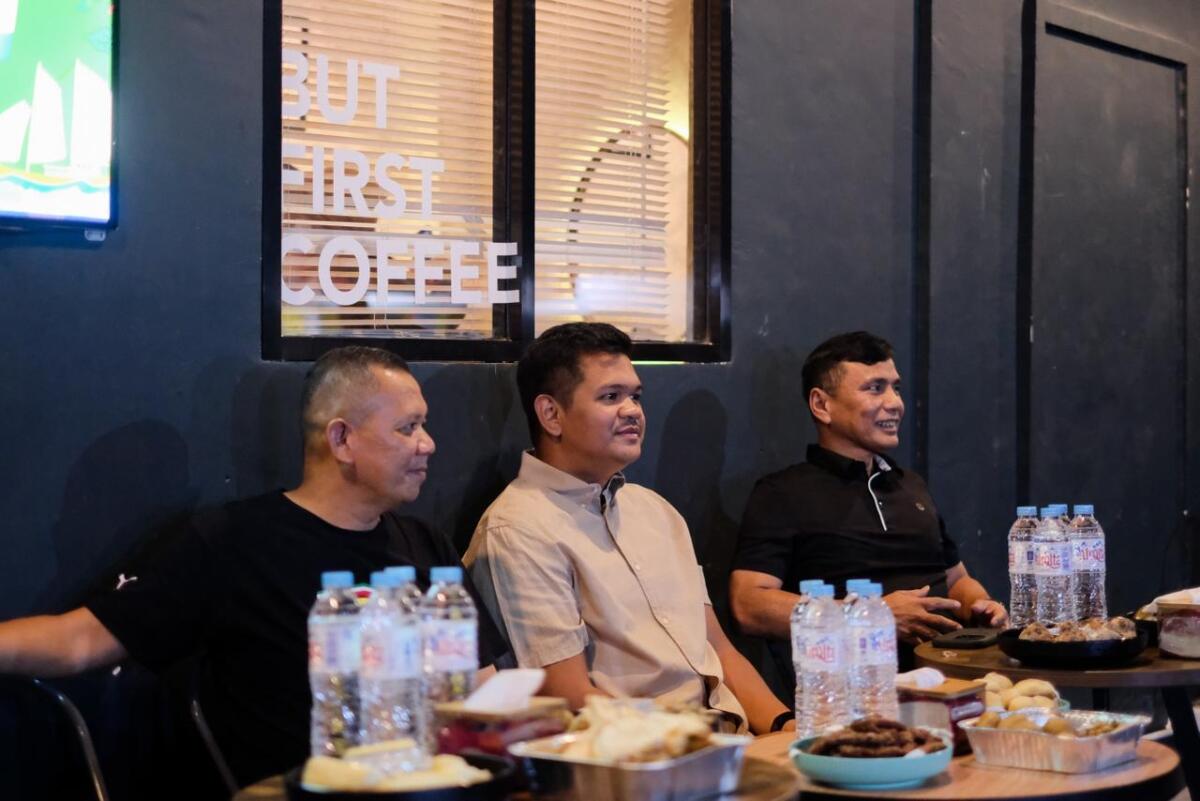 Bupati Bantaeng, Uji Nurdin aat menghadiri Manual Brew Coffee Competition yang digelar Zero Coffee Lab #1, Jalan Raya Lanto, Bantaeng, Rabu malam, 8 Oktober 2025.