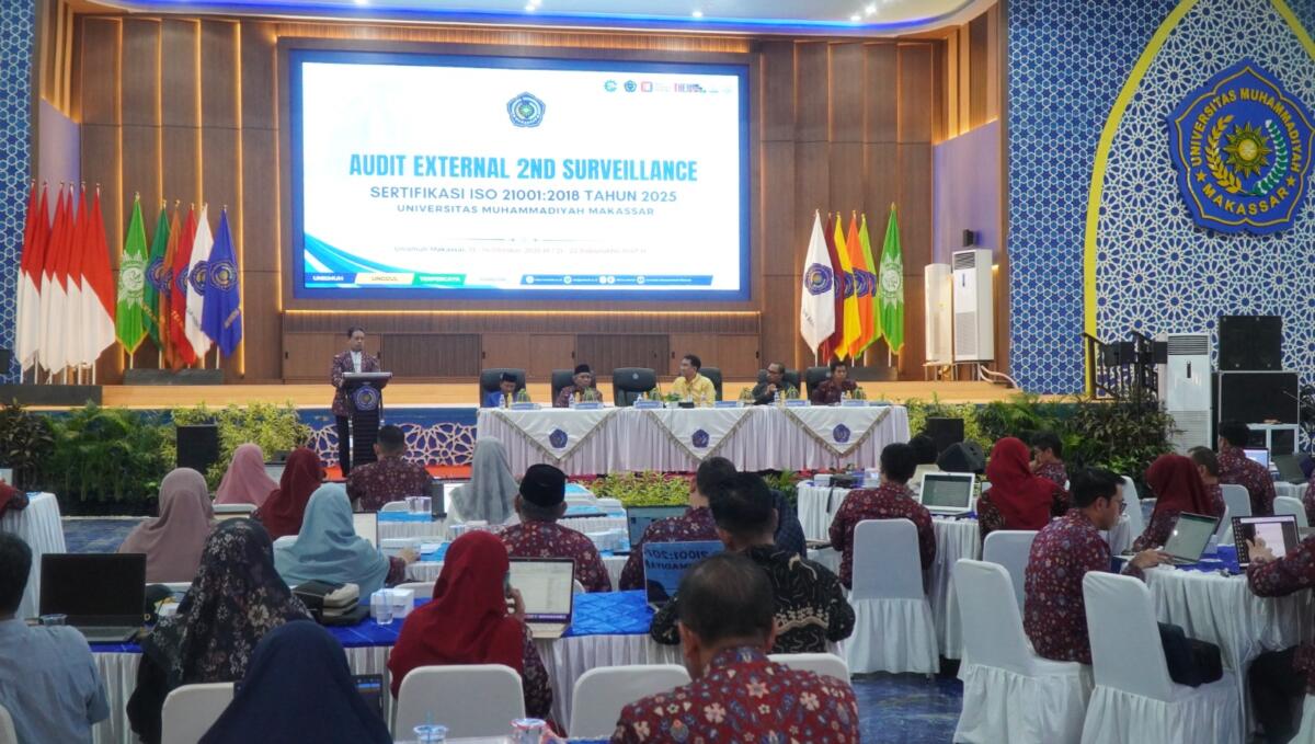 Pelaksanaan audit surveilans tahun kedua di Balai Sidang Muktamar Lantai 3 Kampus Unismuh Makassar.