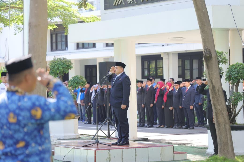 Wali Kota Makassar Munafri Arifuddin memimpin upacara peringatan Hari Sumpah Pemuda ke-97 di Halaman Balai Kota.