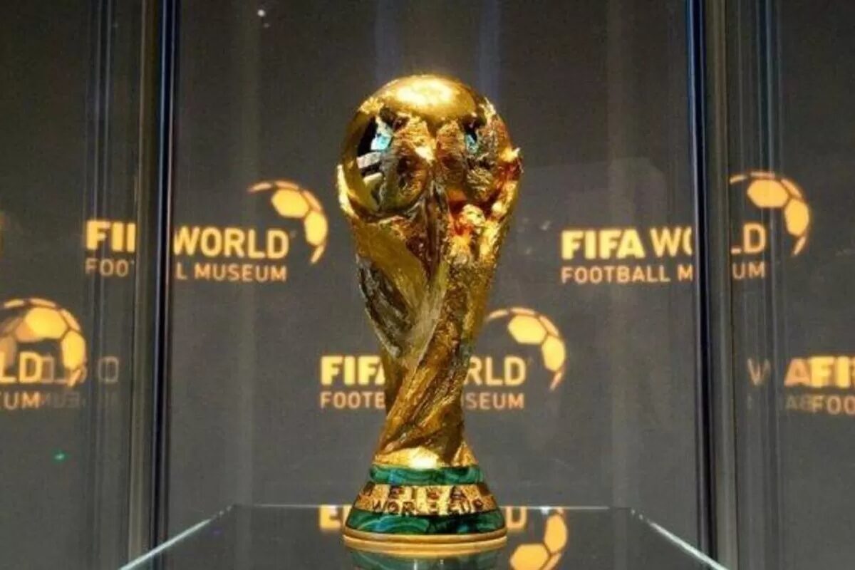 Ilustrasi Trofi Piala Dunia. (AFP)