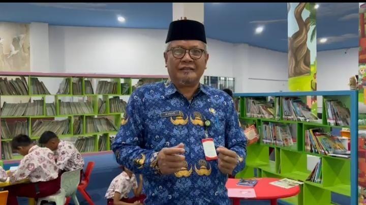 LITERASI -- SDN 172 Tomoni membangun sinergitas Dispusipda dalam rangka menumbuhkan budaya literasi di kalangan anak didik 
