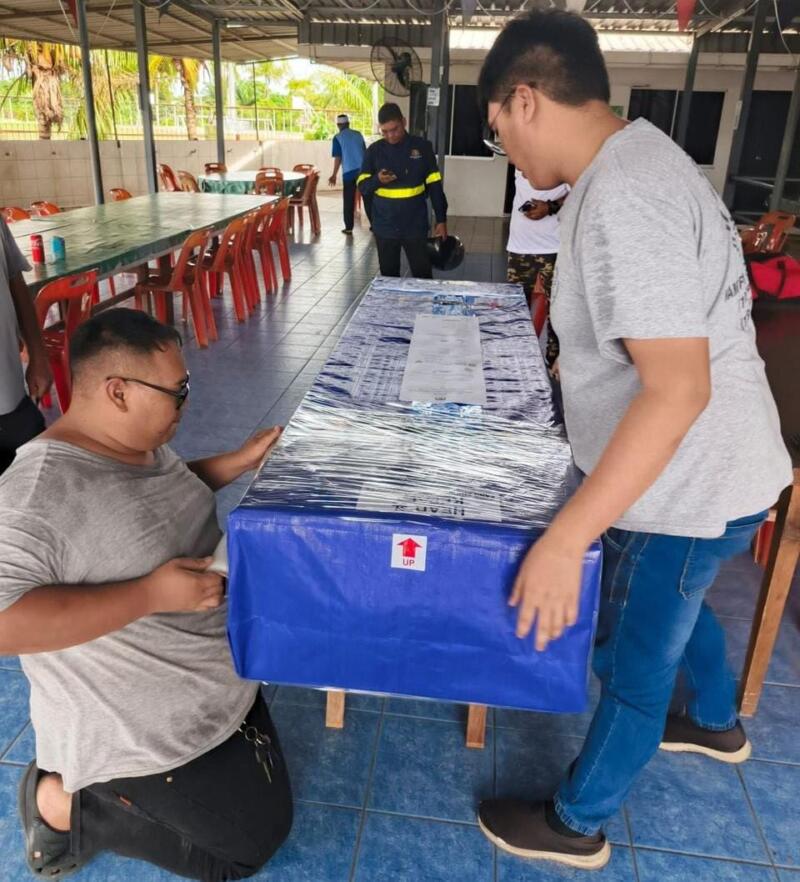 Proses pemulangan jenazah Andi Akmal dari Malaysia ke Bulukumba.