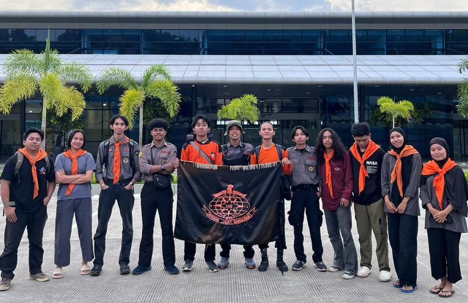 Tim UKM SAR Unhas berangkat menuju Aceh dalam misi kemanusiaan untuk membantu korban banjir dan tanah longsor.