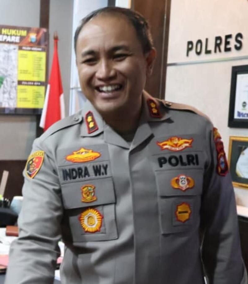 Kapolres Parepare Kunjungi Poskamling, Dorong Warga Hidupkan Ronda