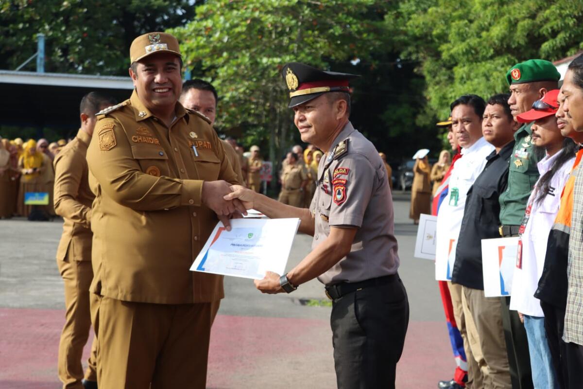 Polres Maros Terima Penghargaan dari Bupati