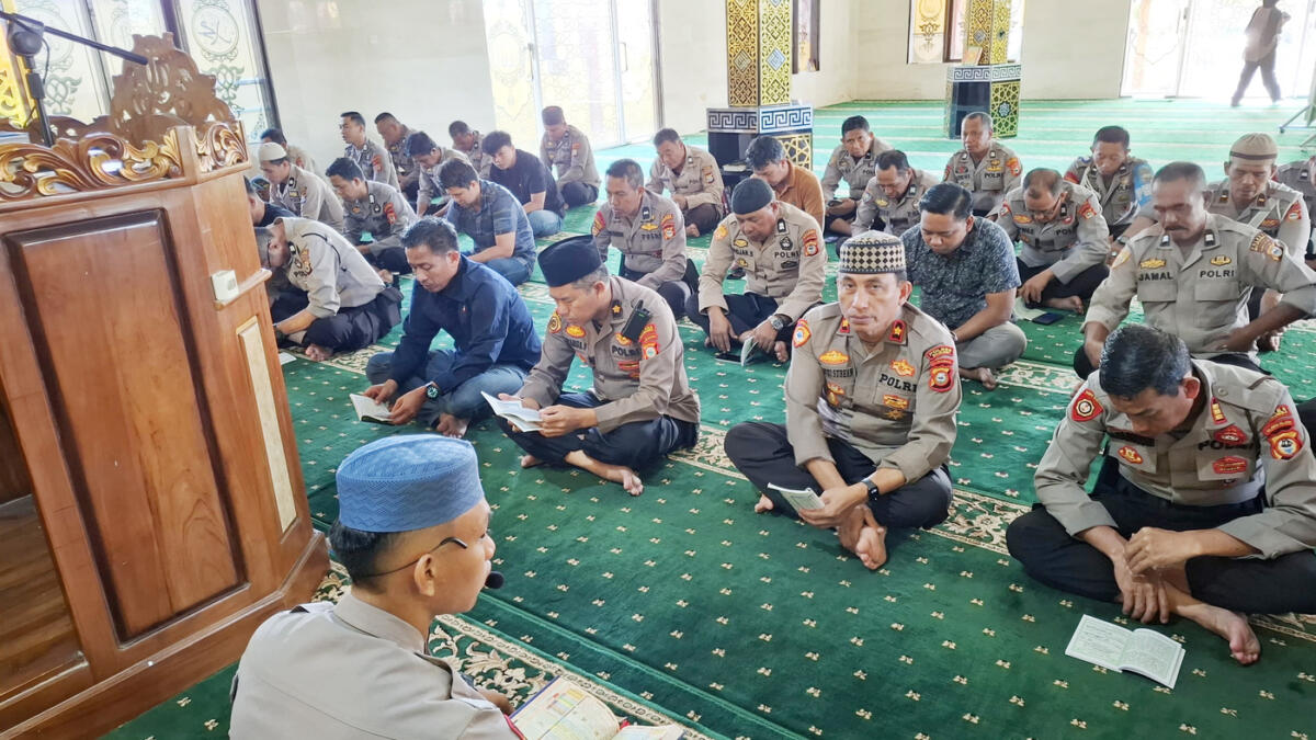 Polres Bulukumba Gelar Binrohtal Kamis Religi untuk Personel