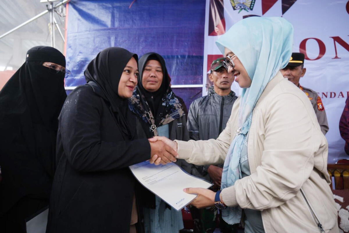 Bupati Gowa Serahkan Sertipikat 3.608 Bidang Tanah untuk Warga Tinggimoncong