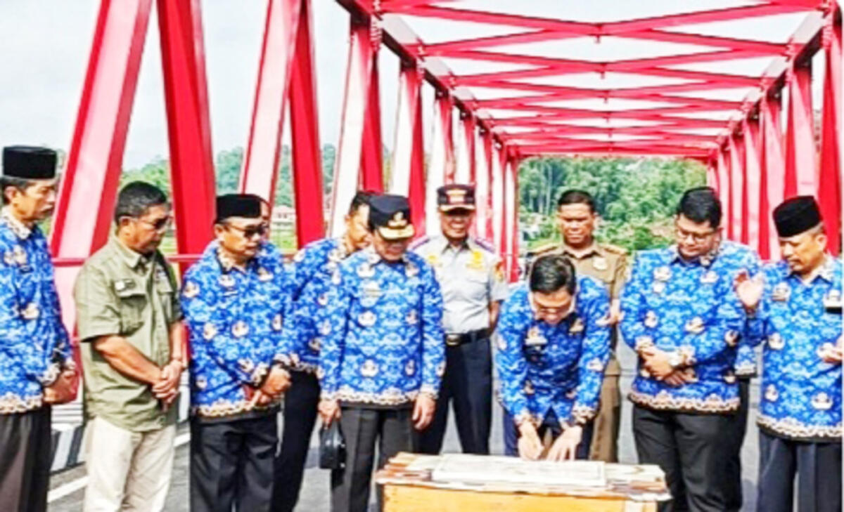 Jembatan Ne’ Gandeng Diresmikan