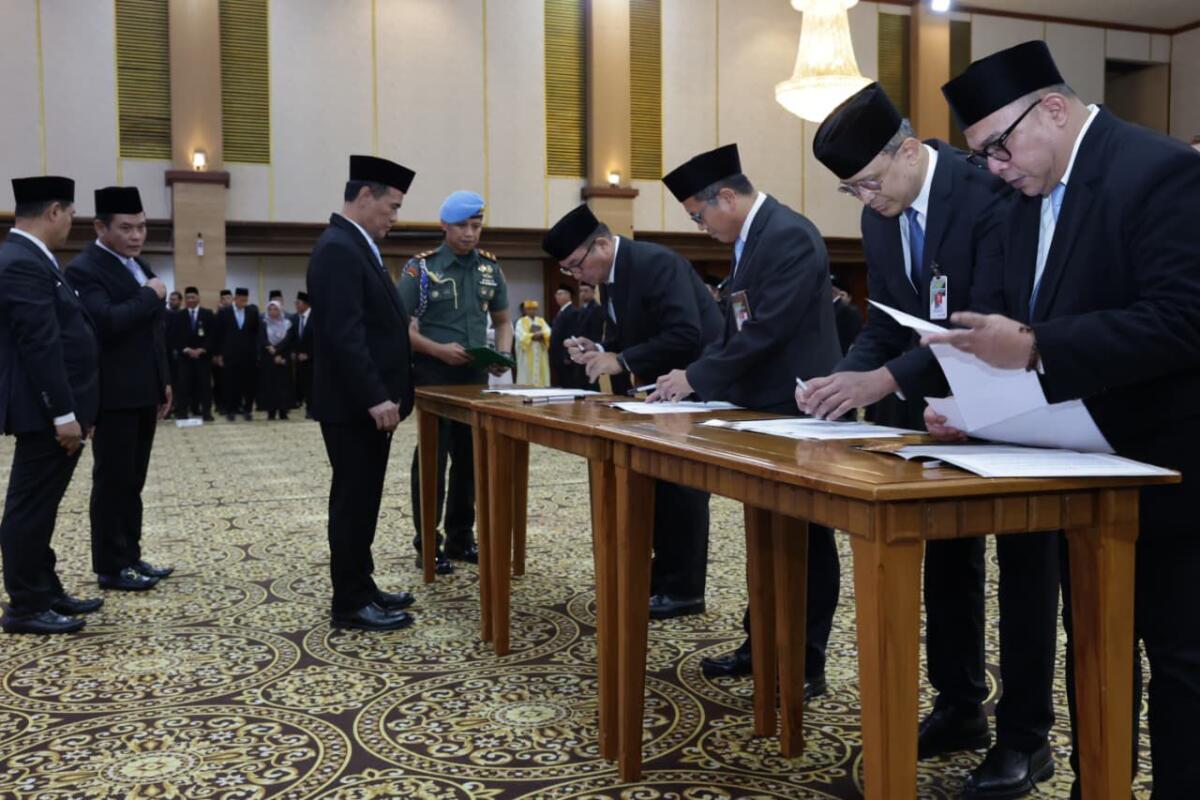 Lantik 55 Pejabat, Mentan Amran Terapkan Prinsip Meritokrasi Tanpa KKN dan Intervensi