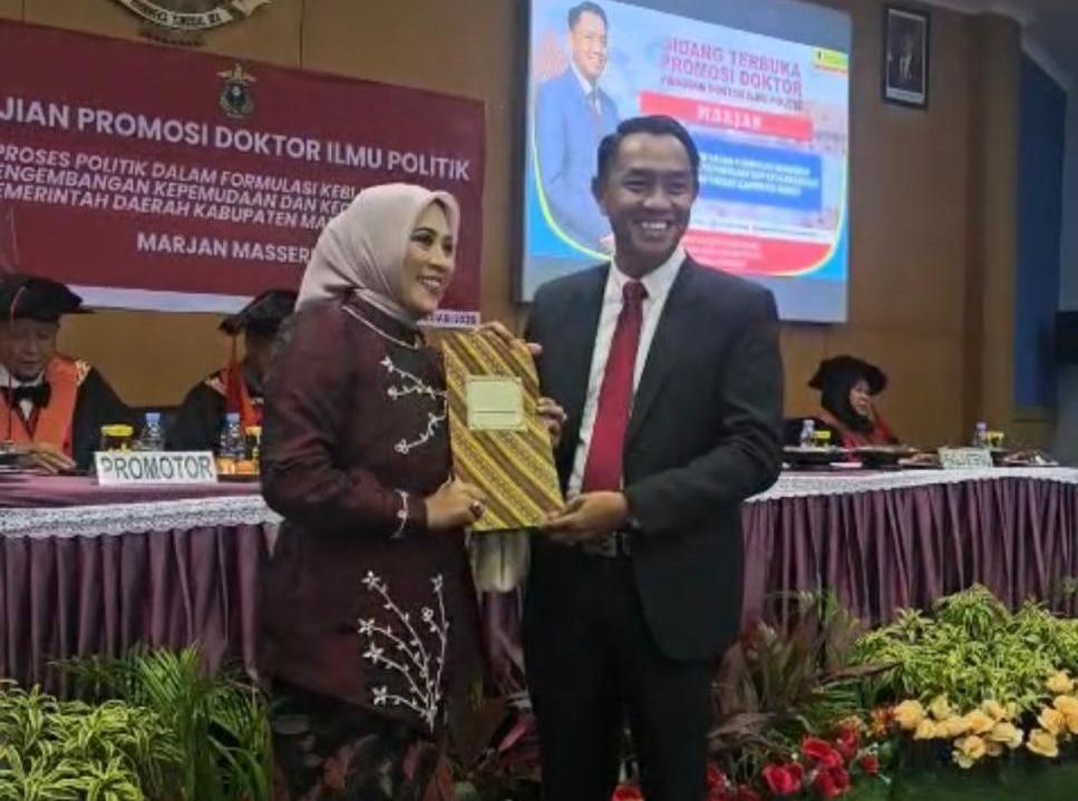 Marjan Massere Jadi Doktor Pertama di DPRD Maros Periode 2024-2029