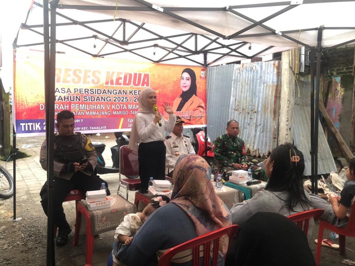 Warga Pa’baeng-baeng Curhat Soal BPJS dan Bansos, Irmawati Sila Siap Kawal Aspirasi