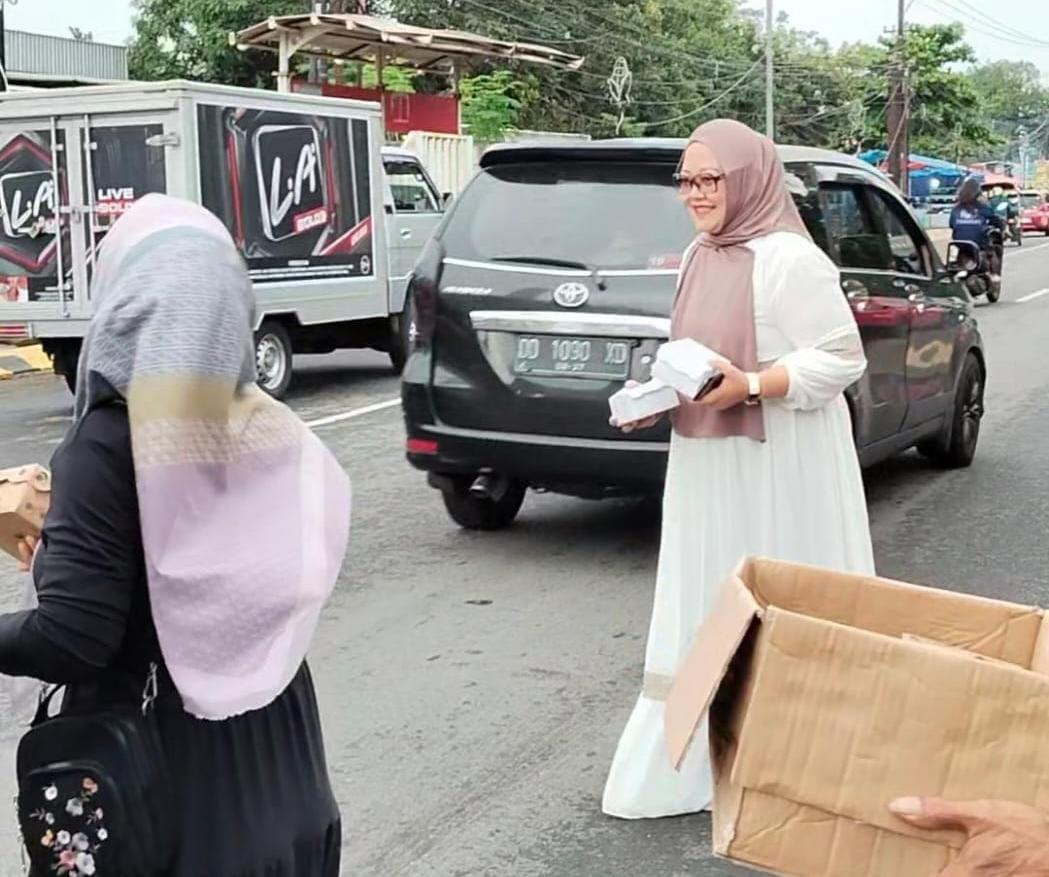 Konsistensi Kecamatan Pattallassang Berbagi Takjil Setiap Rabu, Hidupkan Visi Ramadan Kabupaten Takalar