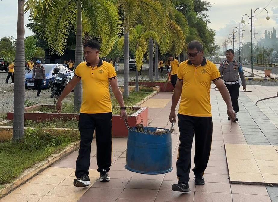 Polres Luwu Gelar Korvei Bersama, Wujud Kepedulian Jaga Kebersihan Fasilitas Publik di Belopa