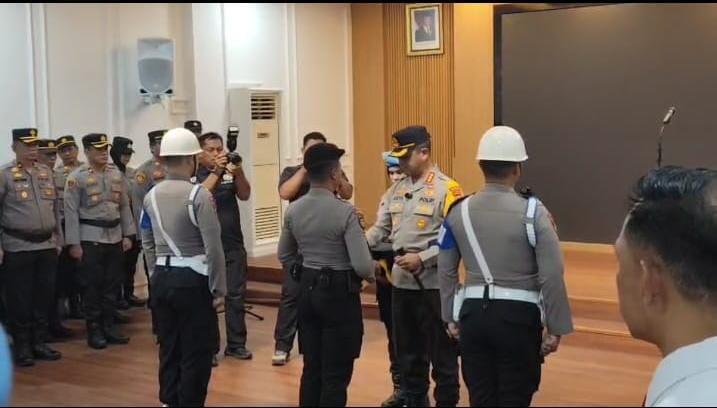 Bripka Asrawan Dipecat Gegara Desersi 400 Hari, Kapolrestabes Ingatkan Sulitnya Ikut Seleksi