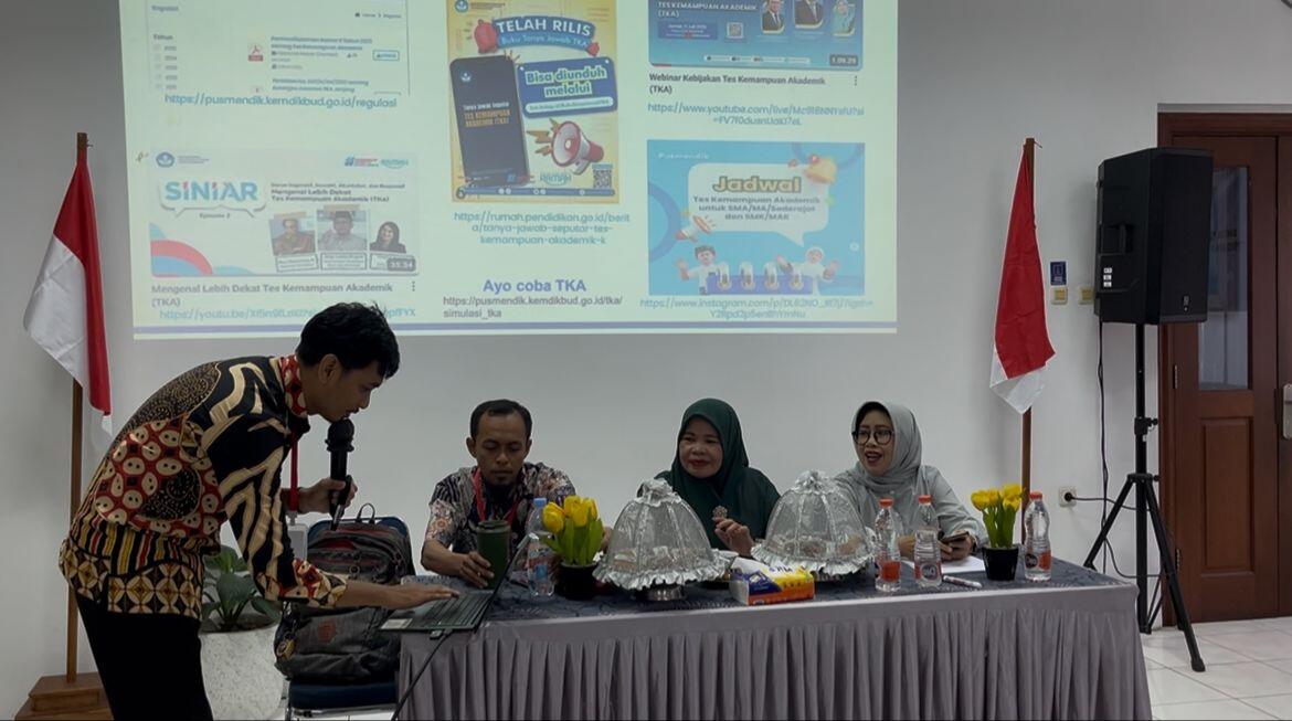 Tingkatkan Kompetensi, Puluhan Guru SD di Manggala Antusias Ikuti Bimtek