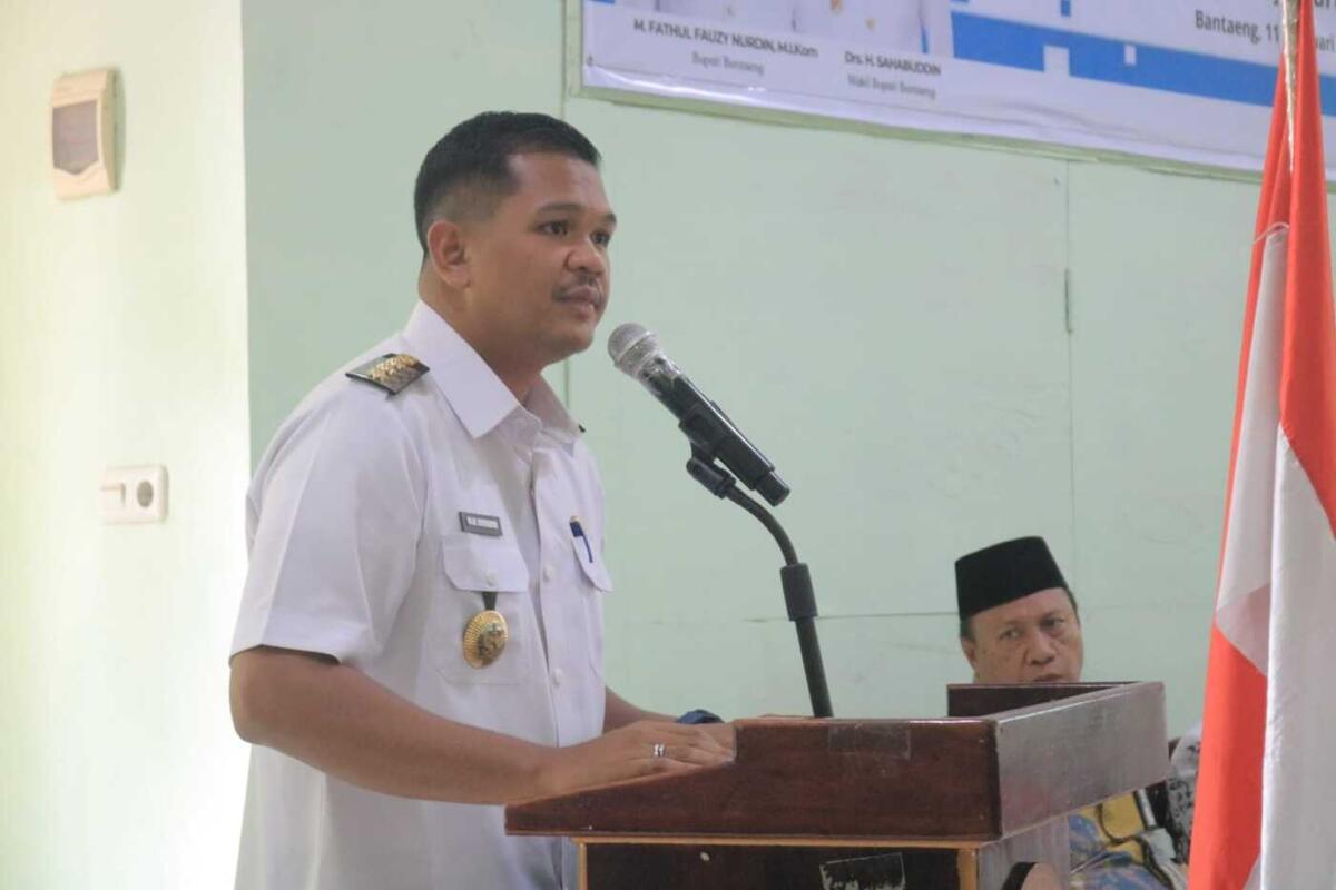 Bupati Bantaeng Buka Konferkab I PGRI