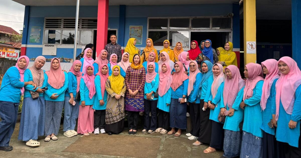 Pantau Kesehatan Anak, Bunda PAUD Kunjungi TK Negeri Pertiwi Banyorang