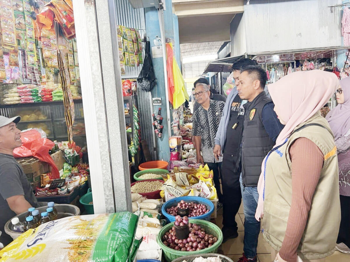 Satgas Pangan Sidak Pasar Cekkeng Bulukumba