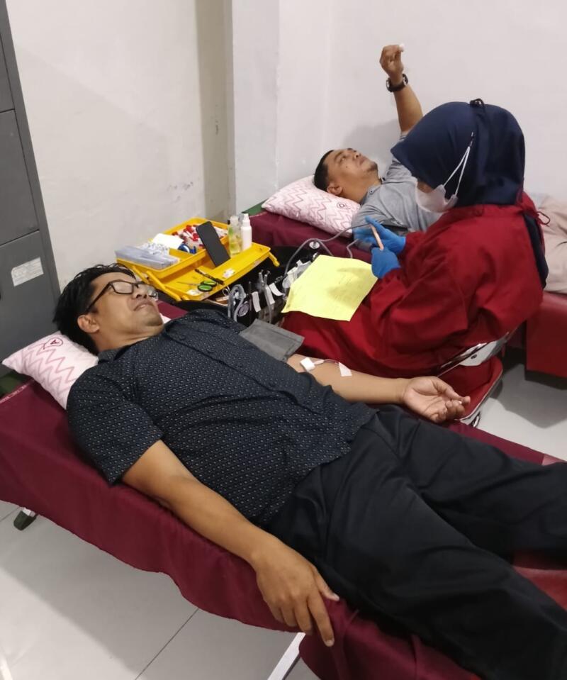 Wujudkan Aksi Kemanusiaan, Bawaslu Sulsel Gelar Donor Darah