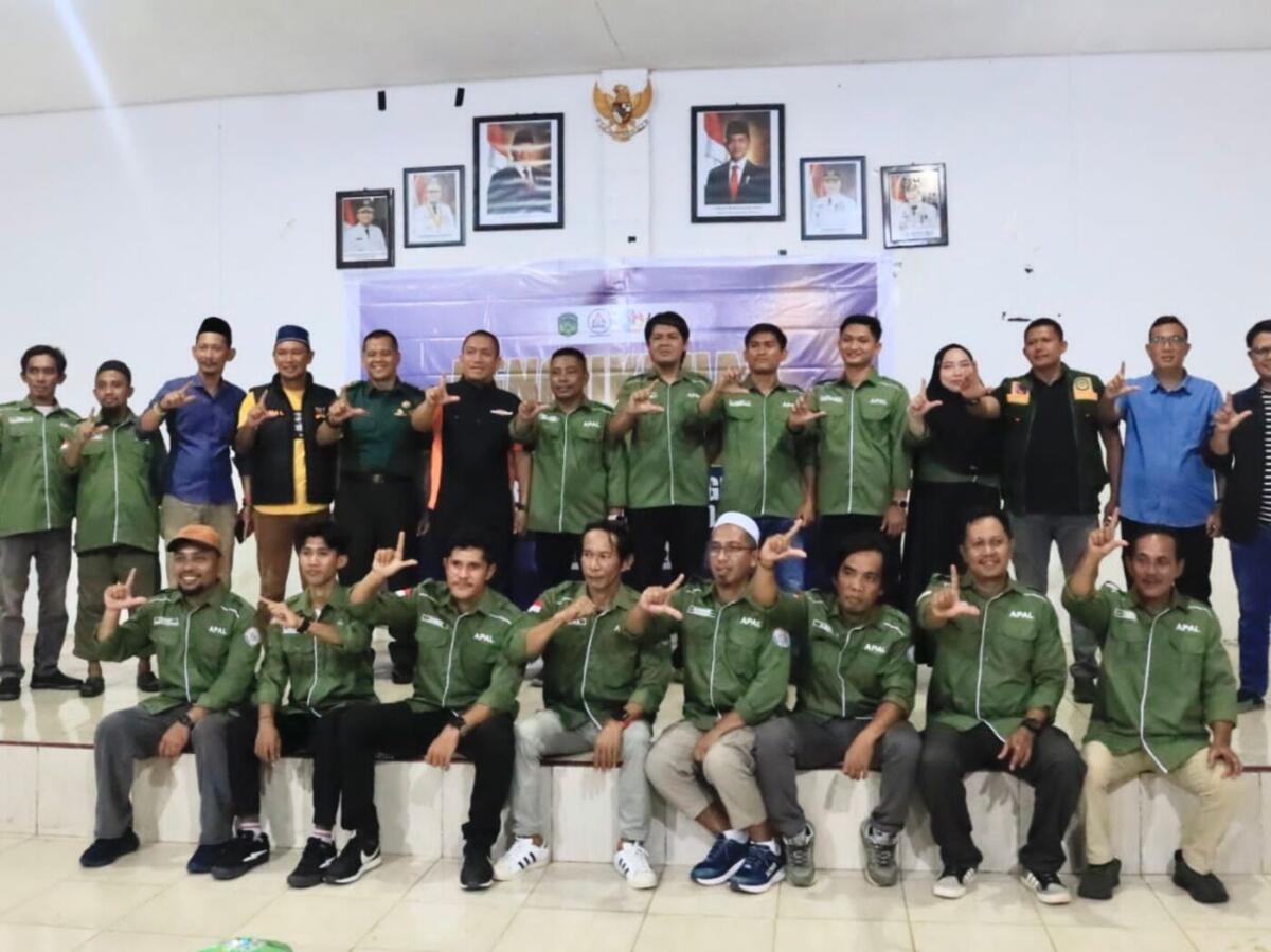 Irwan Kukuhkan Pengurus APAL