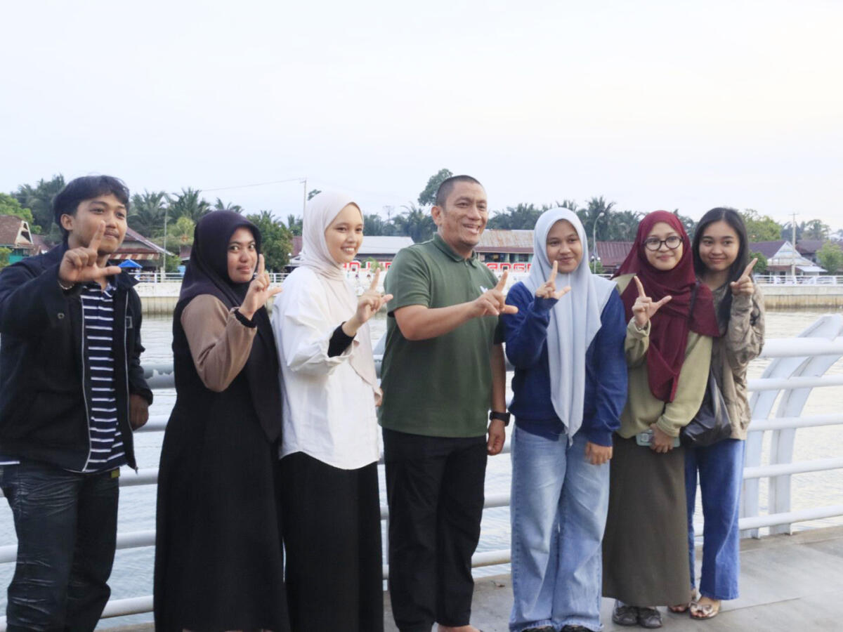 Kadis Koperasi Dampingi Bupati Pantau Pasar Ramadan