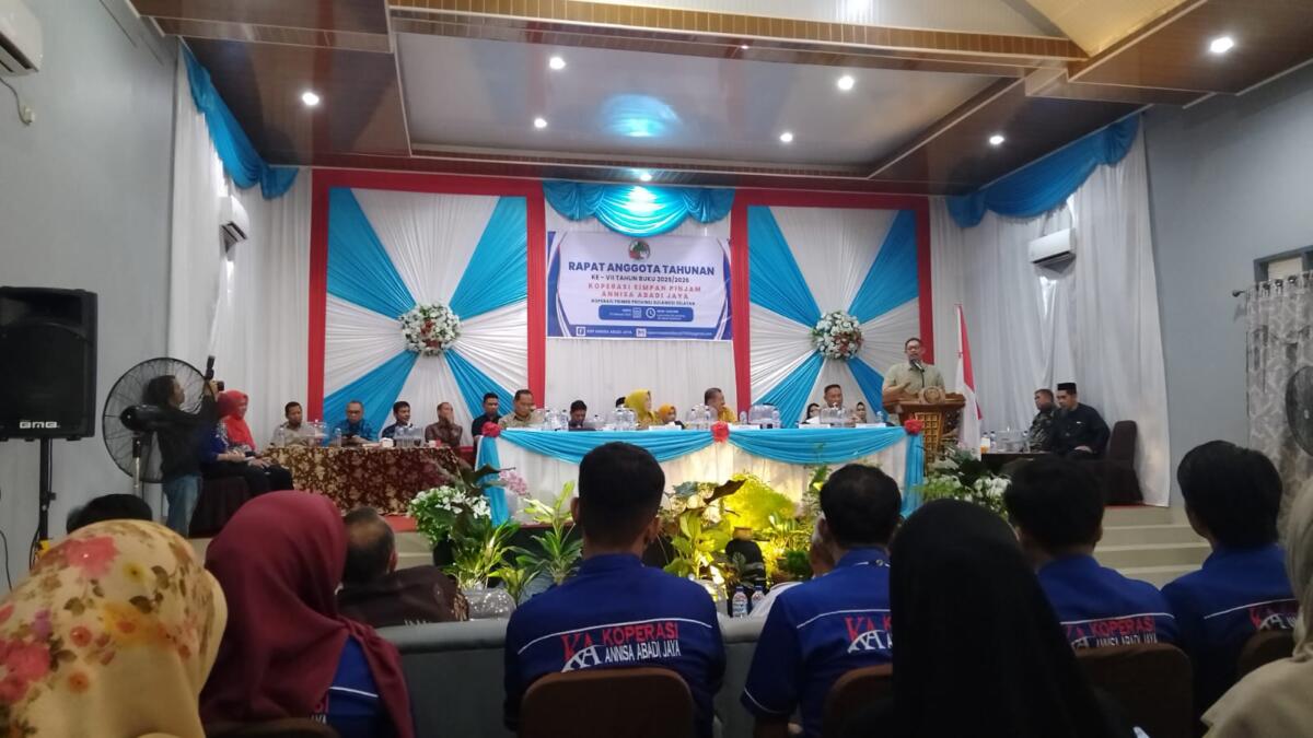 Kadis Koperasi Pinrang Hadiri RAT VII KSP Annisa Abadi Jaya