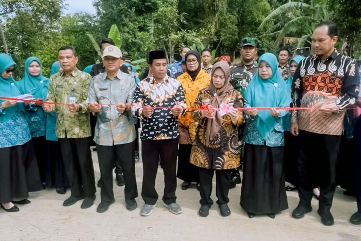 Jalan Penghubung Antarkecamatan Diresmikan